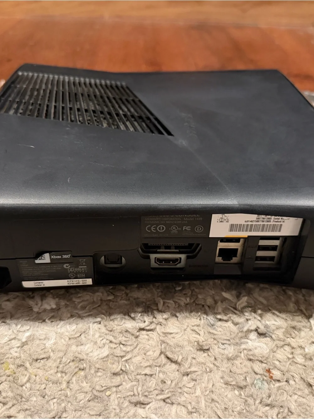 Microsoft Xbox 360 Console without wiring